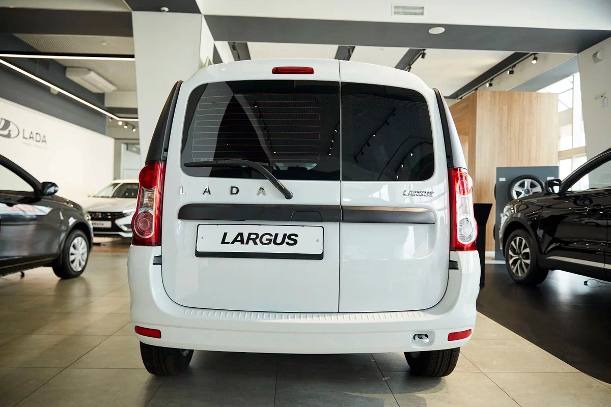 Lada Largus в Екатеринбурге - фото №4